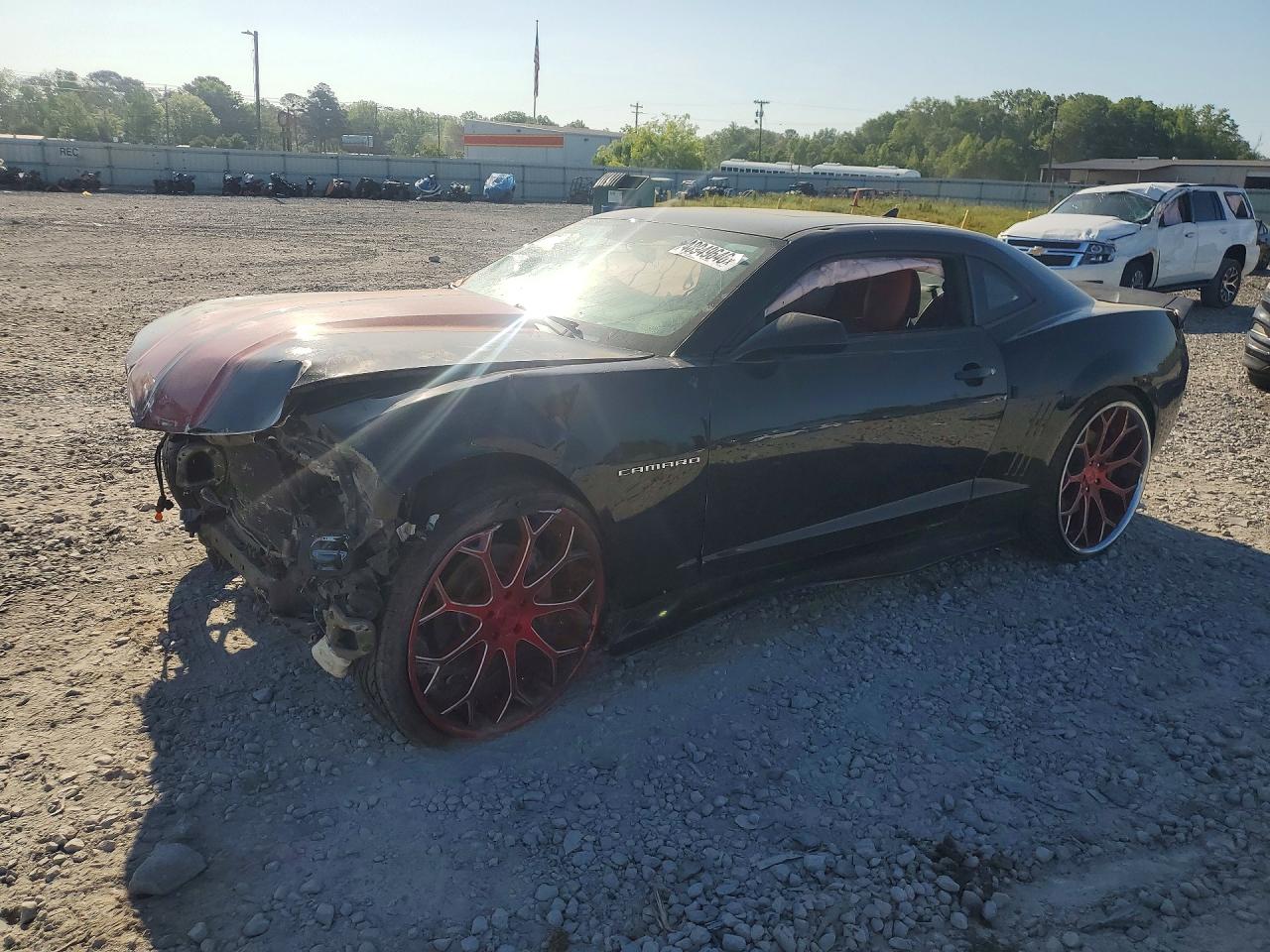 Salvage Chevrolet Camaro Image