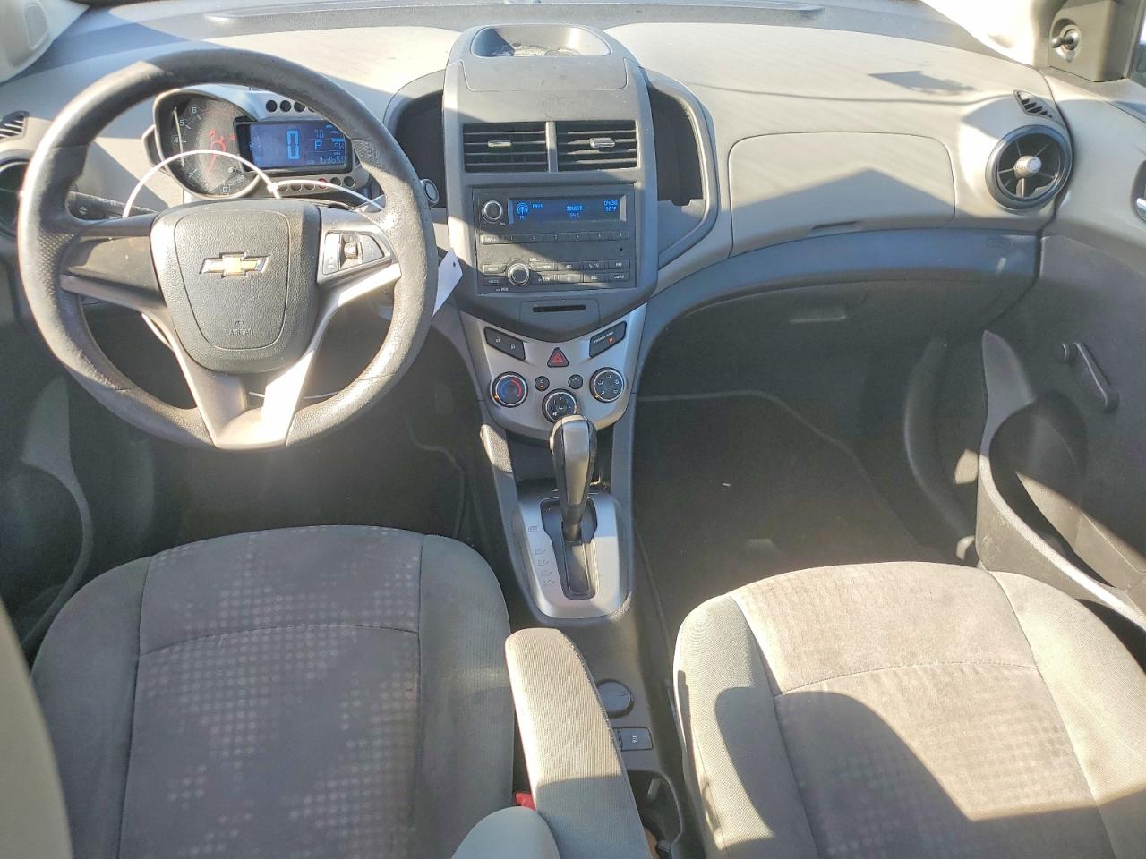 Chevrolet Sonic Ls