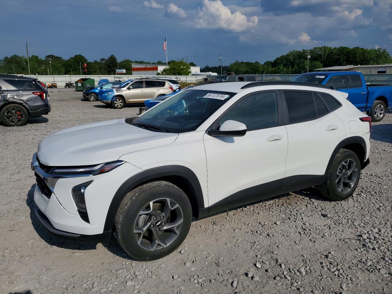 Salvage Chevrolet Trax Image