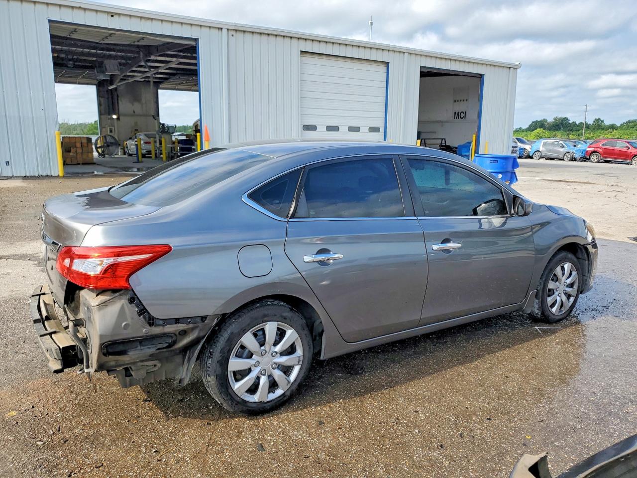 Nissan Sentra S