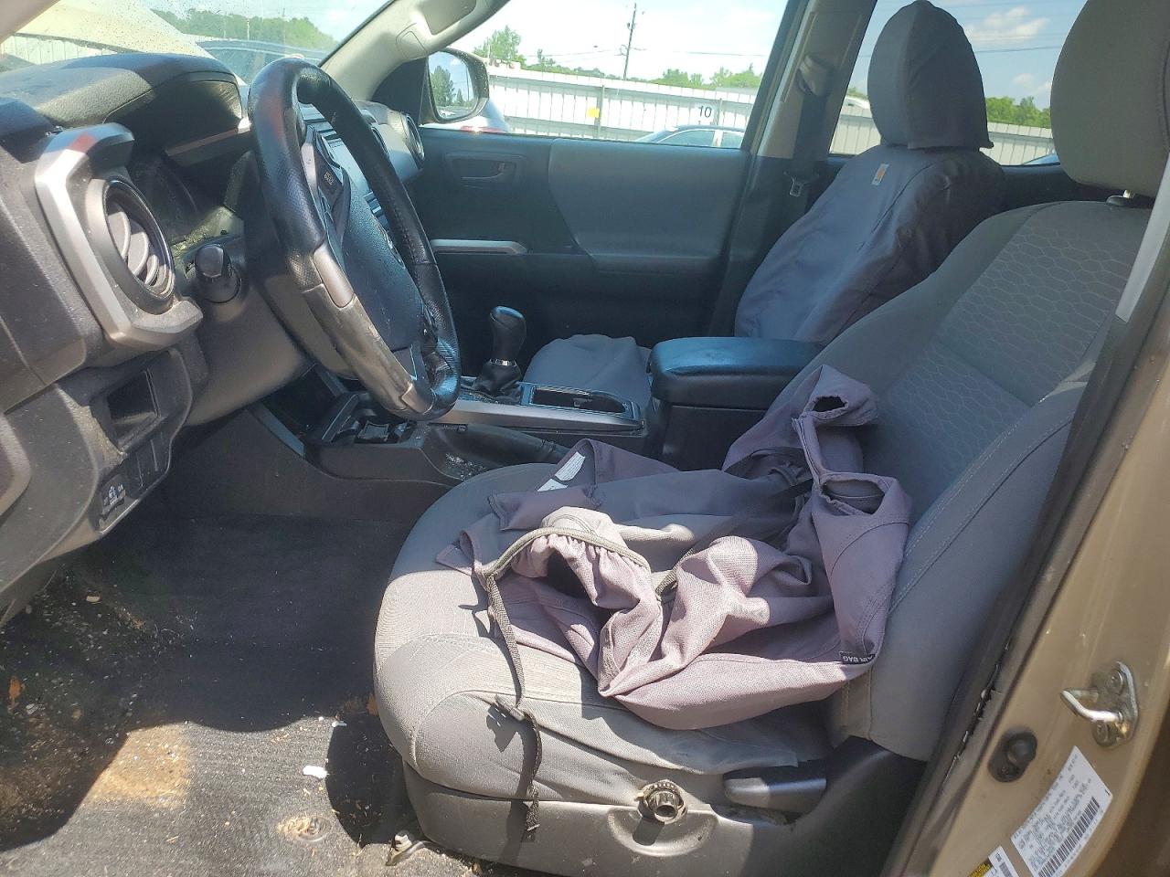 Toyota Tacoma Sr5 V6