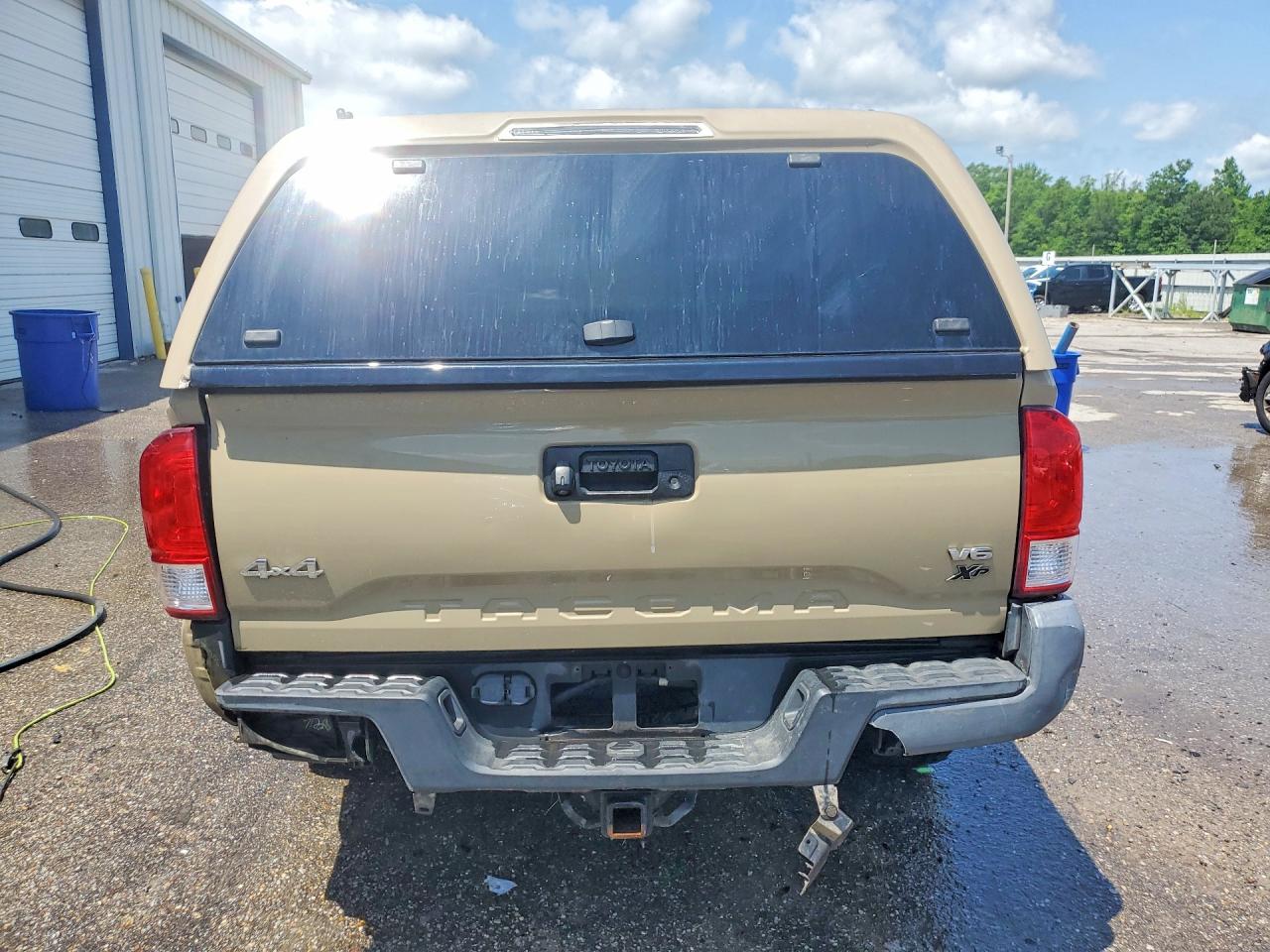 Toyota Tacoma Sr5 V6