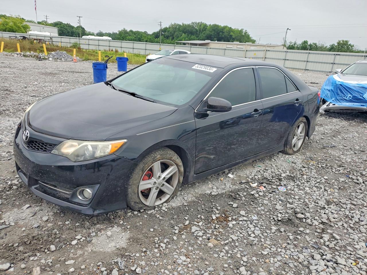 Salvage Toyota Camry Image