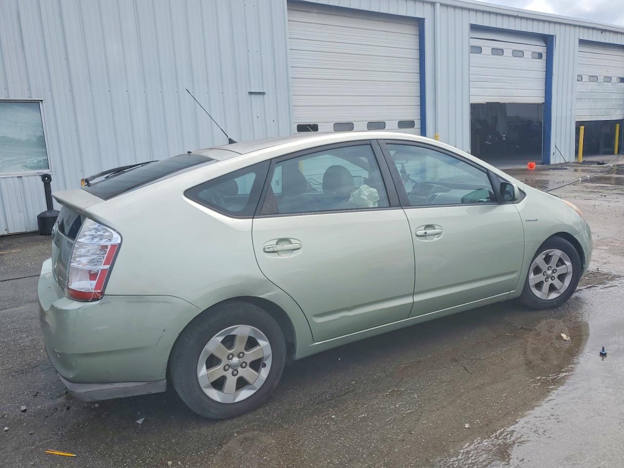 Toyota Prius Base