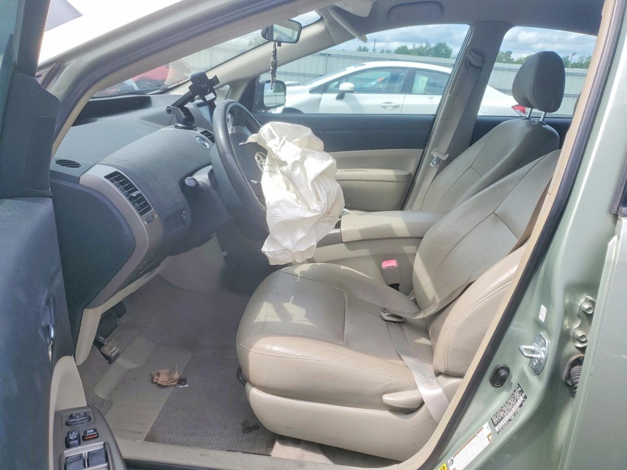 Toyota Prius Base