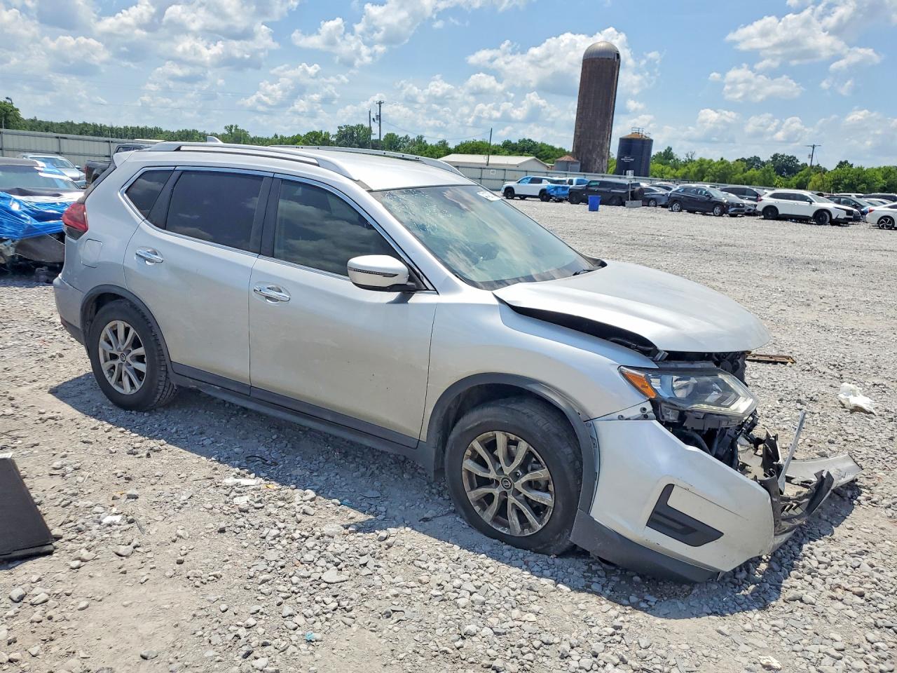 Nissan Rogue Sv