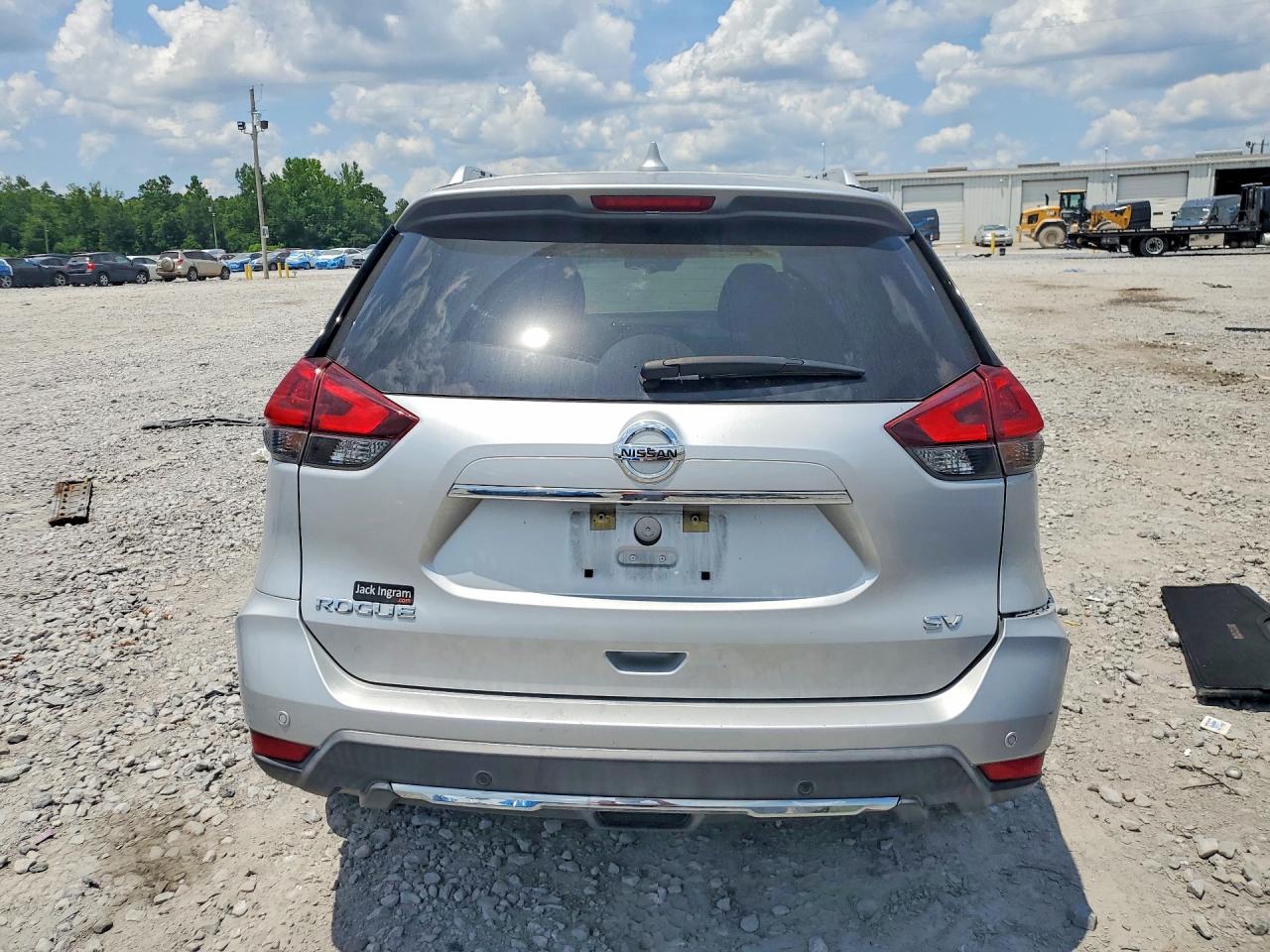 Nissan Rogue Sv