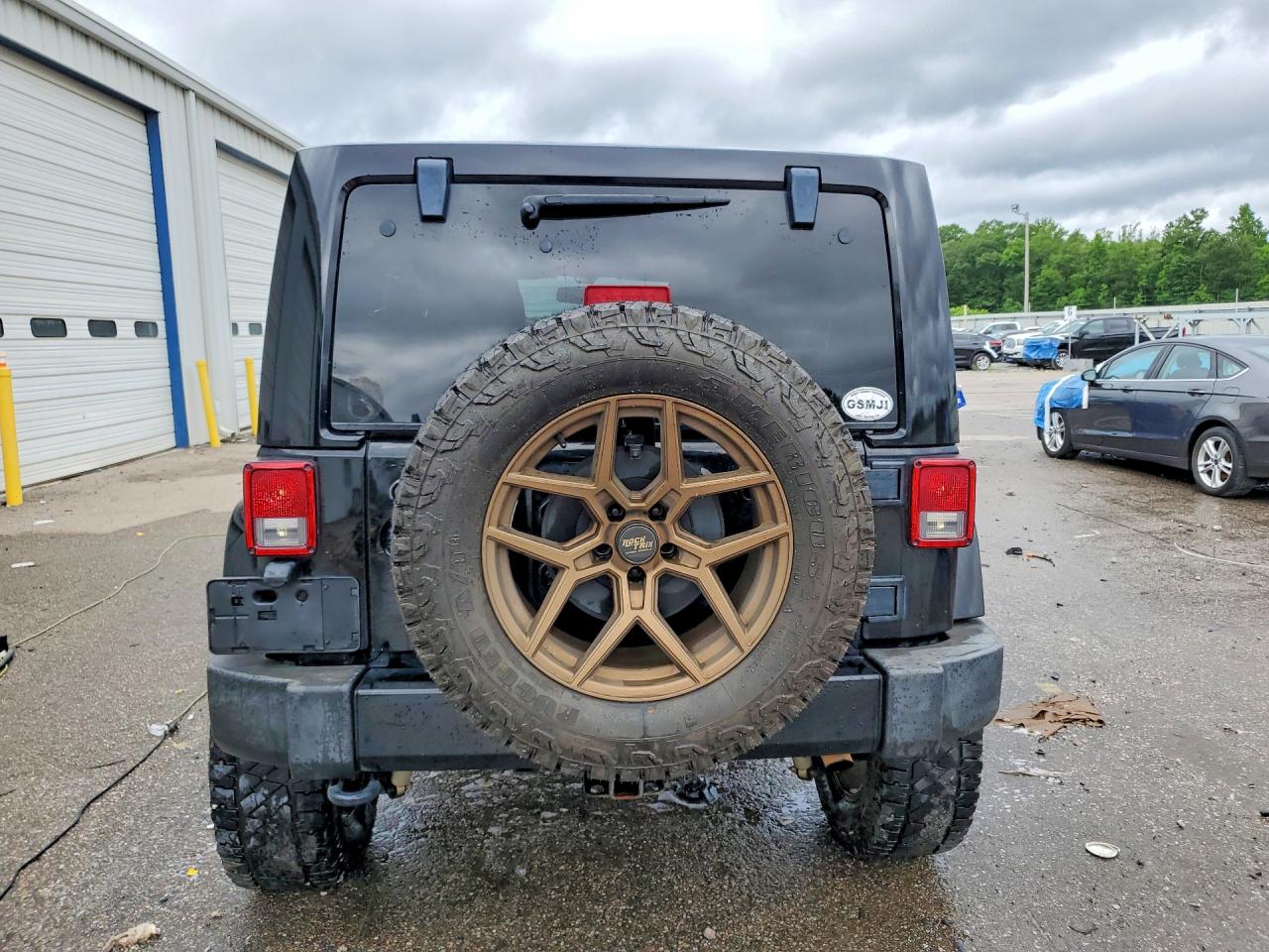 Jeep Wrangler Sahara