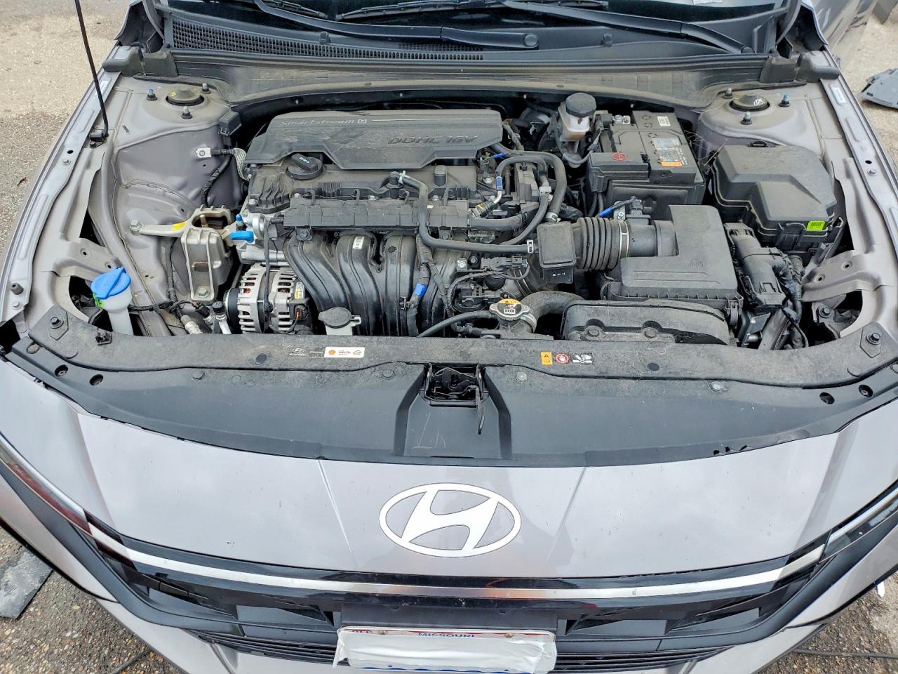Hyundai ELANTRA Sel