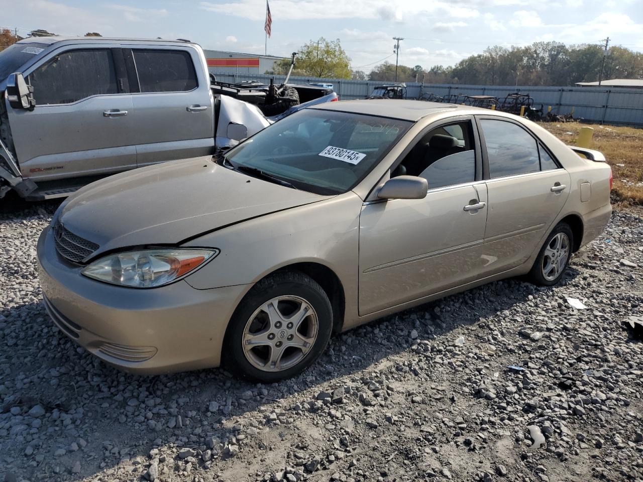 Salvage Toyota Camry Image
