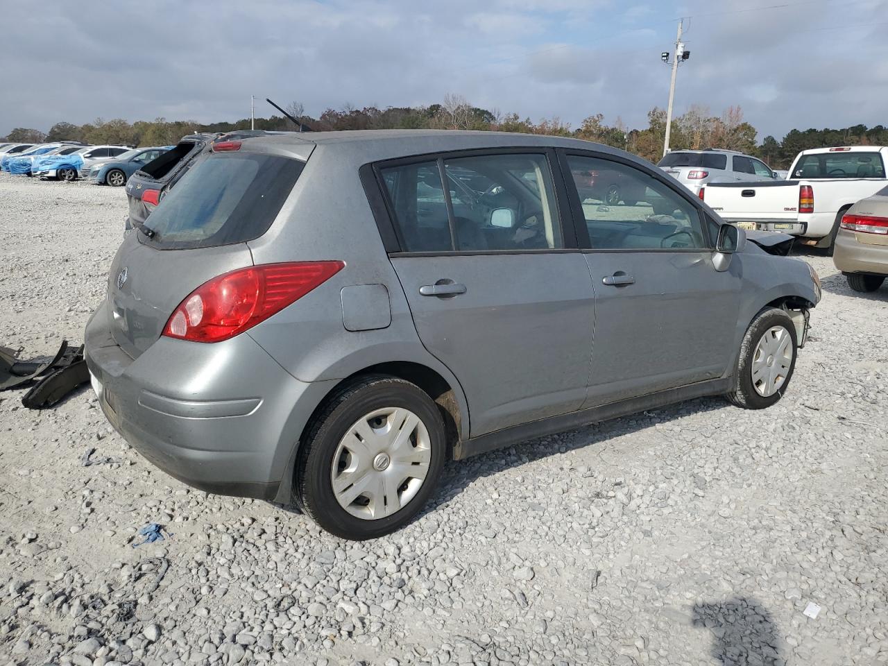 Nissan Versa S