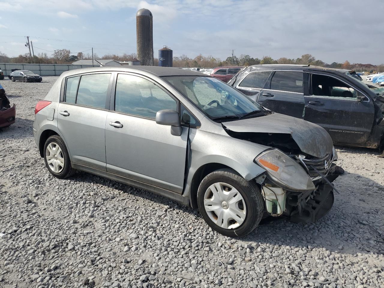 Nissan Versa S