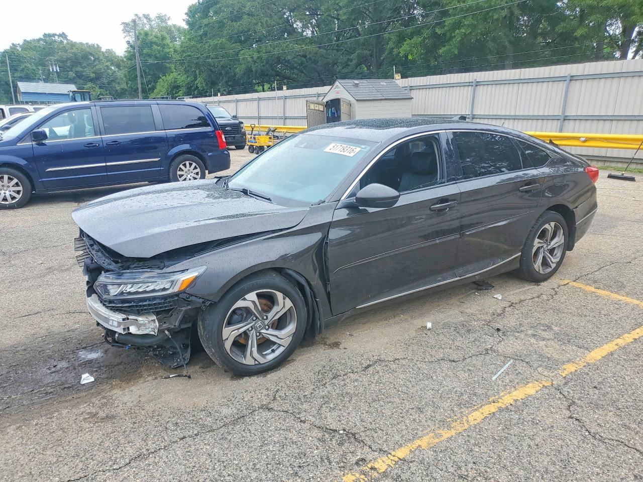Salvage Honda Accord Image
