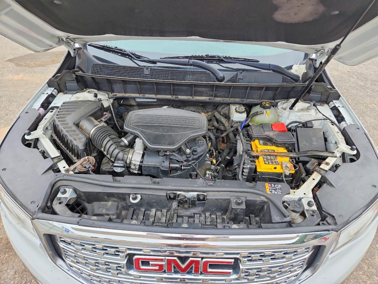 GMC Acadia Denali