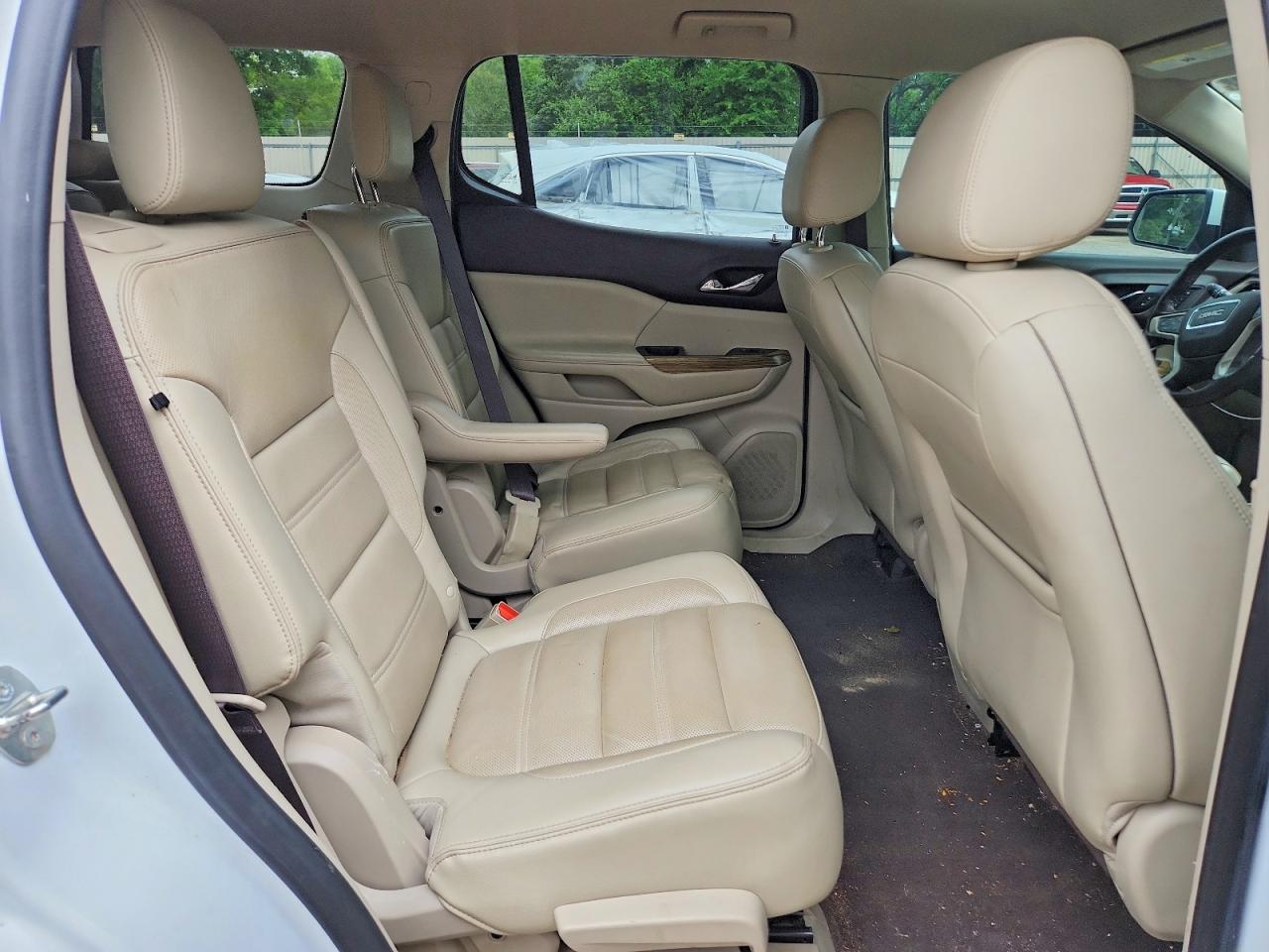 GMC Acadia Denali