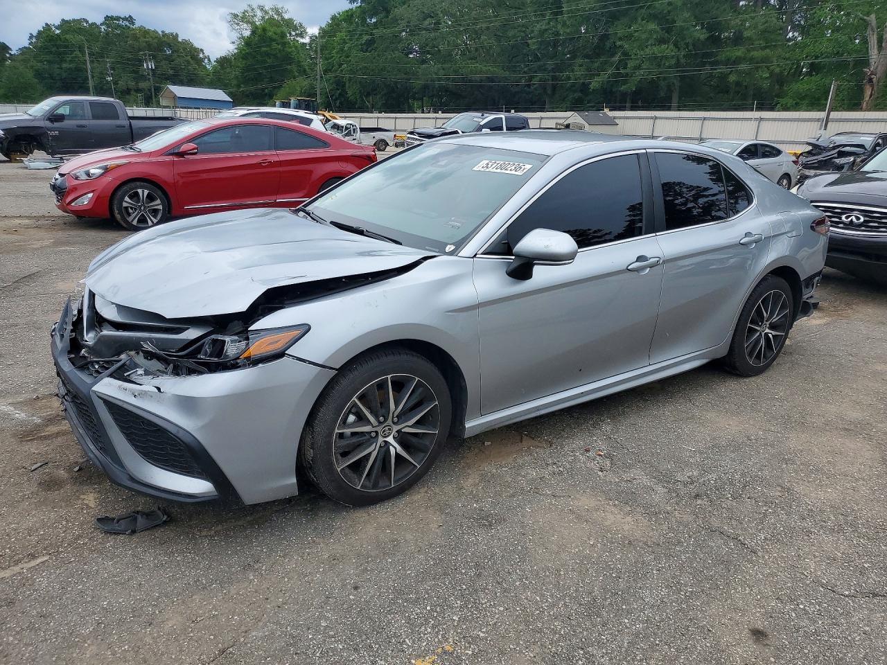 Salvage Toyota Camry Image