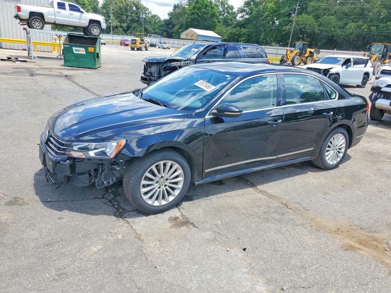 Salvage Volkswagen Passat Image