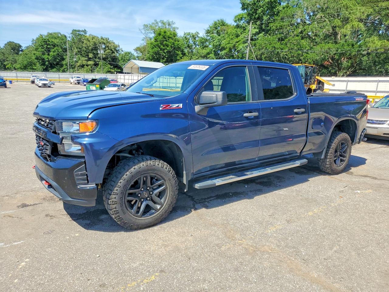 Salvage Chevrolet Silverado Image