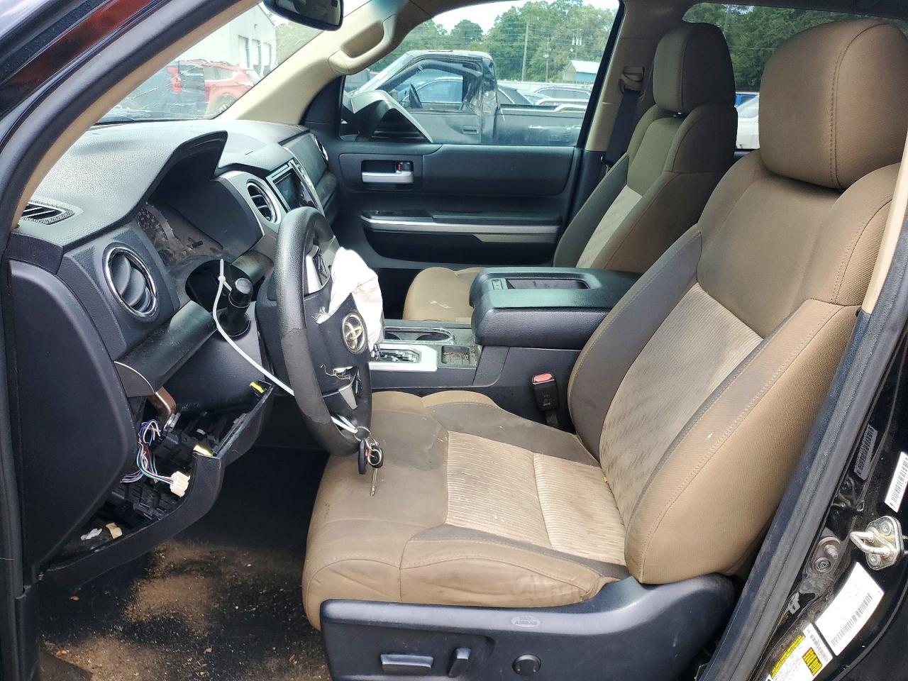 Toyota Tundra Crewmax Sr5