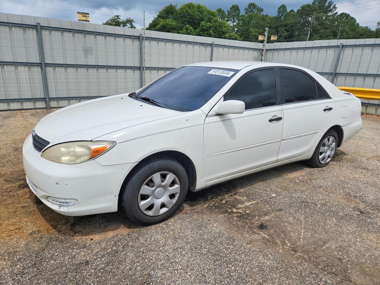 Salvage Toyota Camry Image