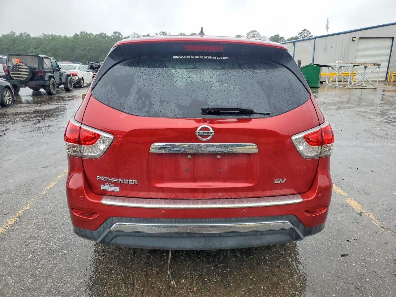 Nissan Pathfinder Sv