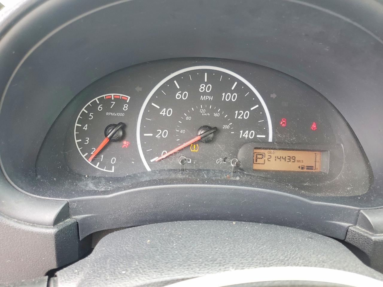 Nissan Versa 1.6 S Plus
