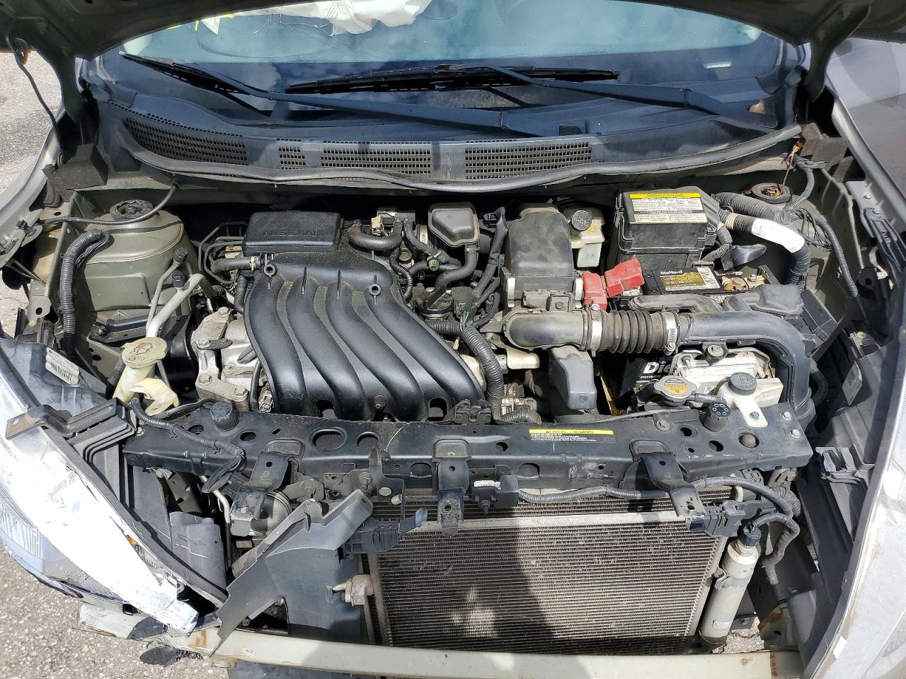 Nissan Versa 1.6 S Plus