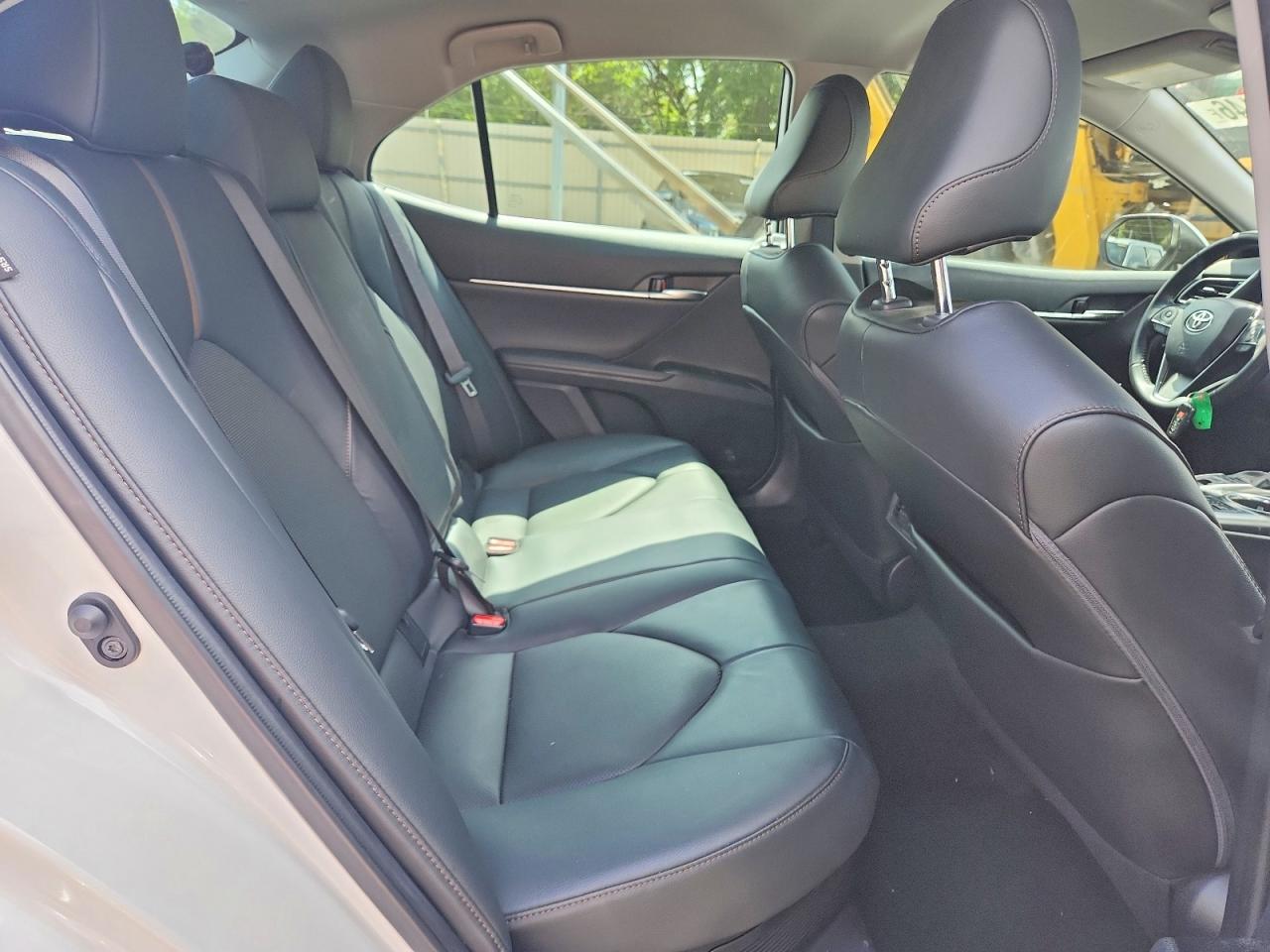 Toyota Camry Xle
