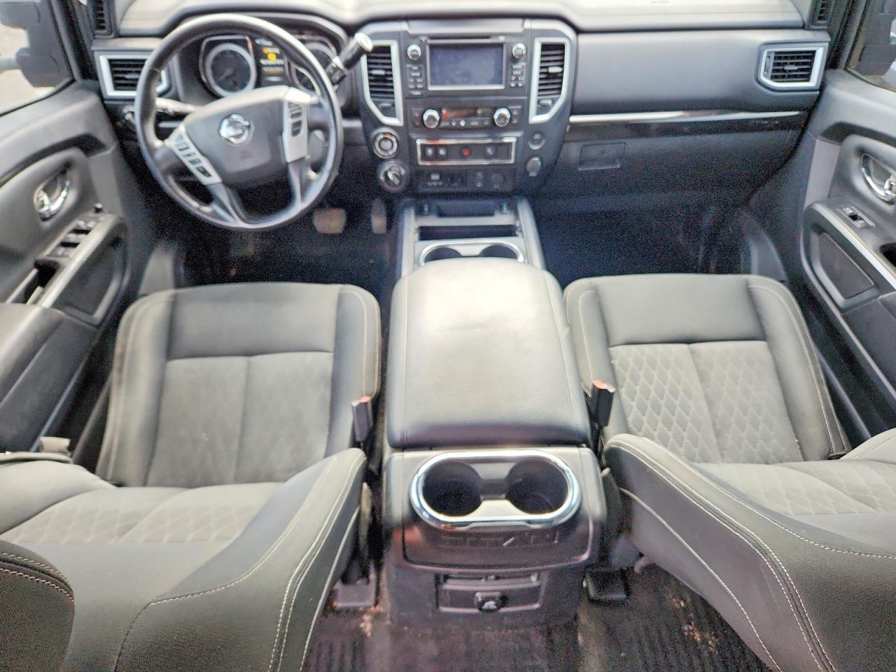 Nissan Titan S