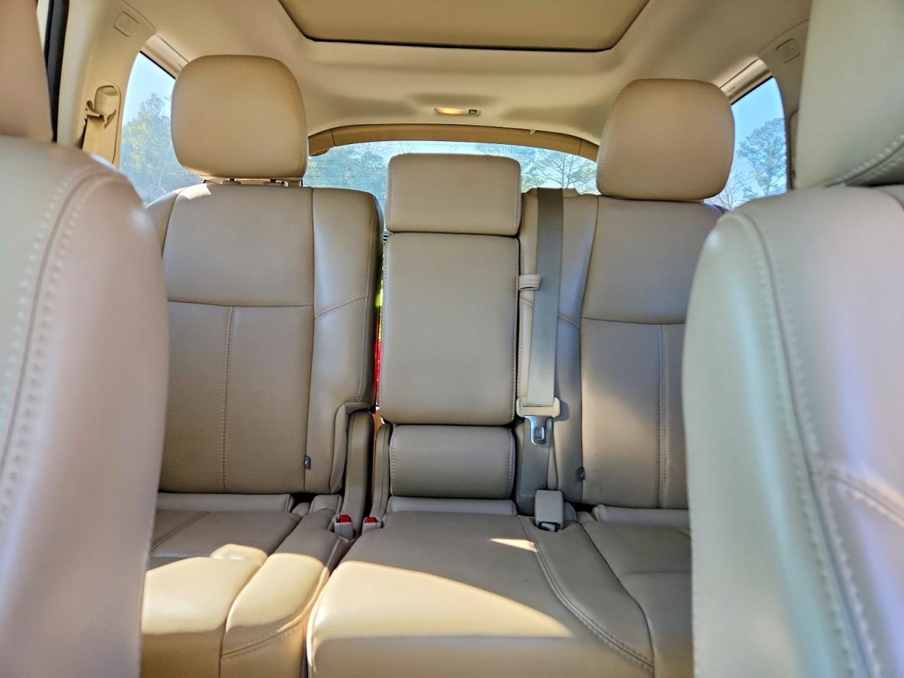Nissan Pathfinder S