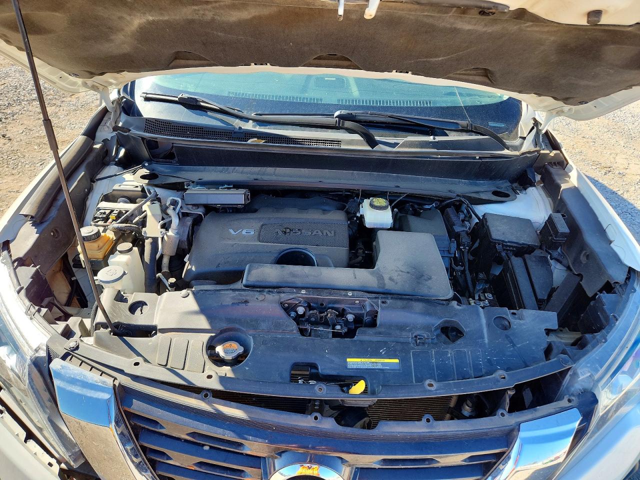 Nissan Pathfinder S