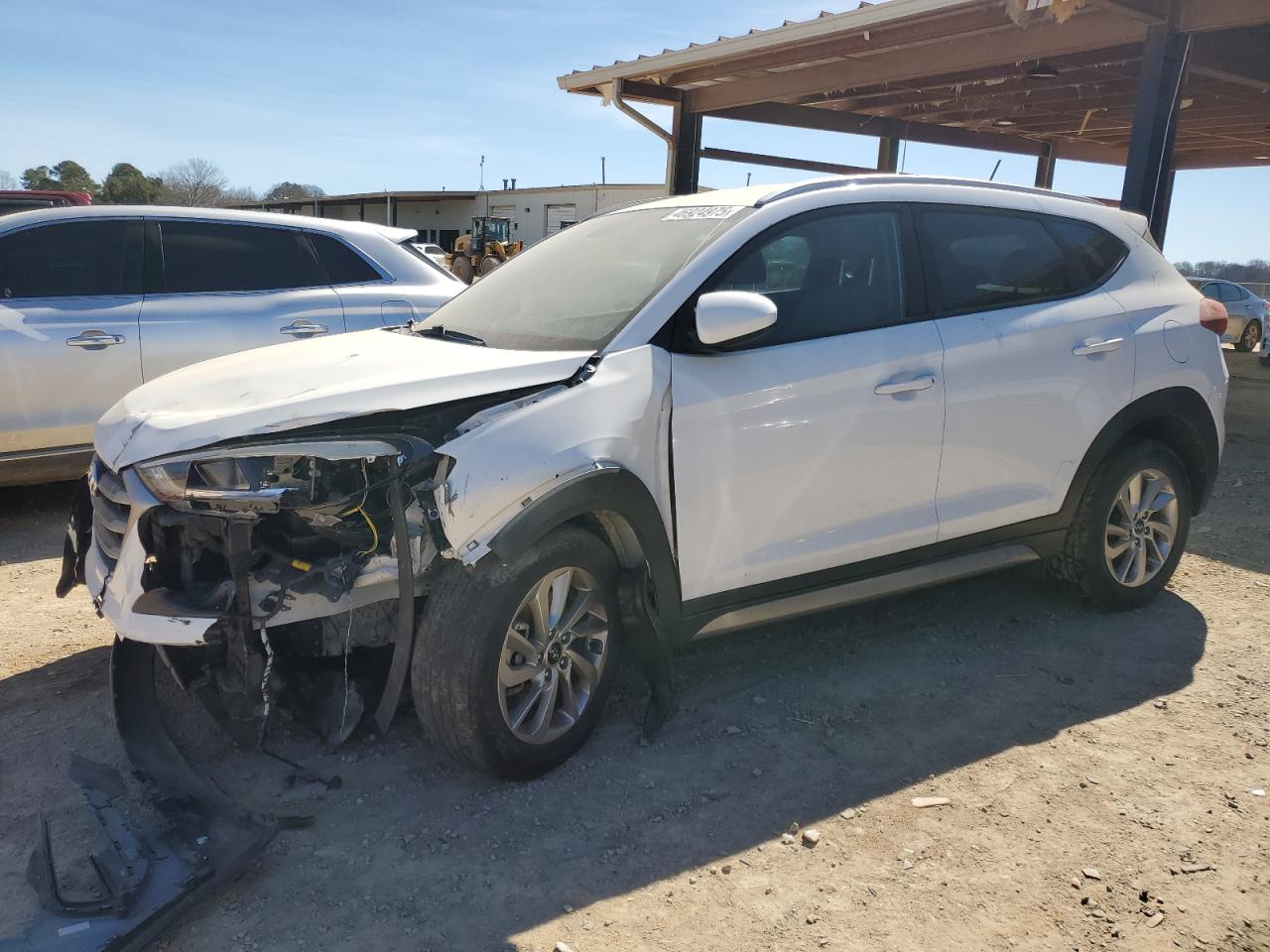 Salvage Hyundai TUCSON Image