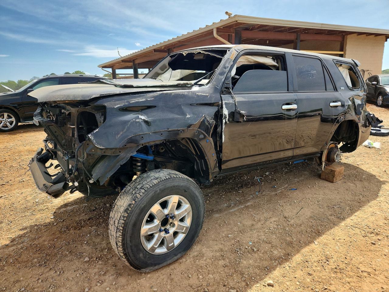 Salvage Toyota 4Runner Image