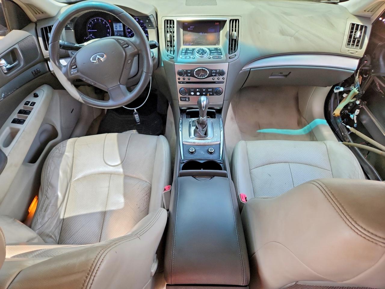 INFINITI G37 Journey