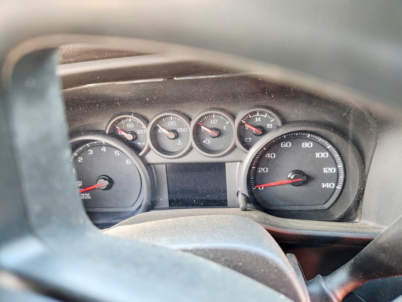 Chevrolet Silverado C1500 Custom