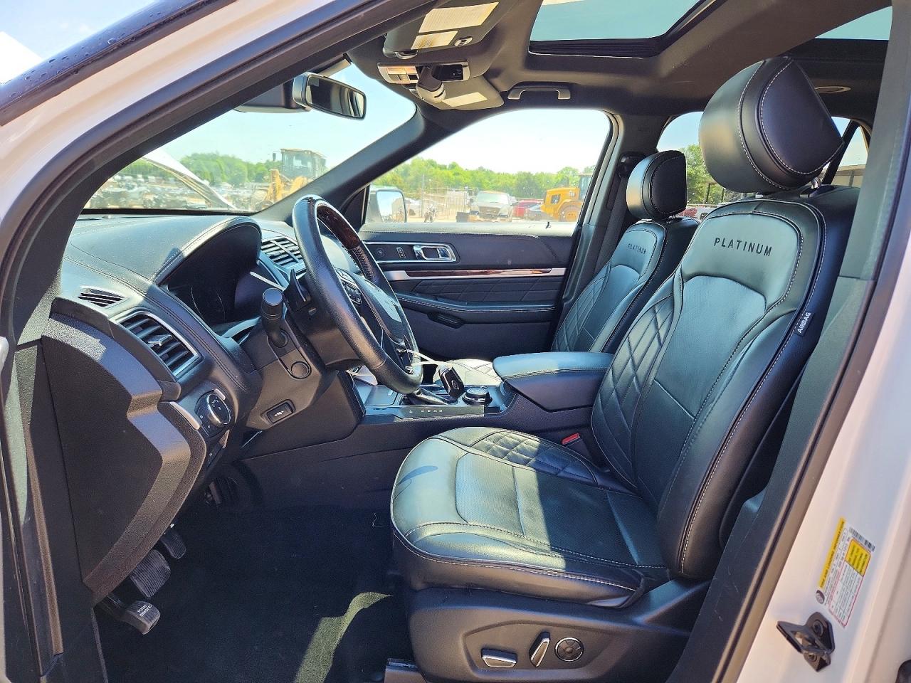 Ford Explorer Platinum