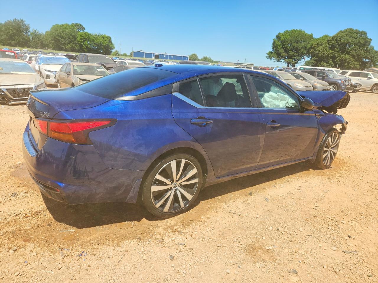 Nissan Altima Sr