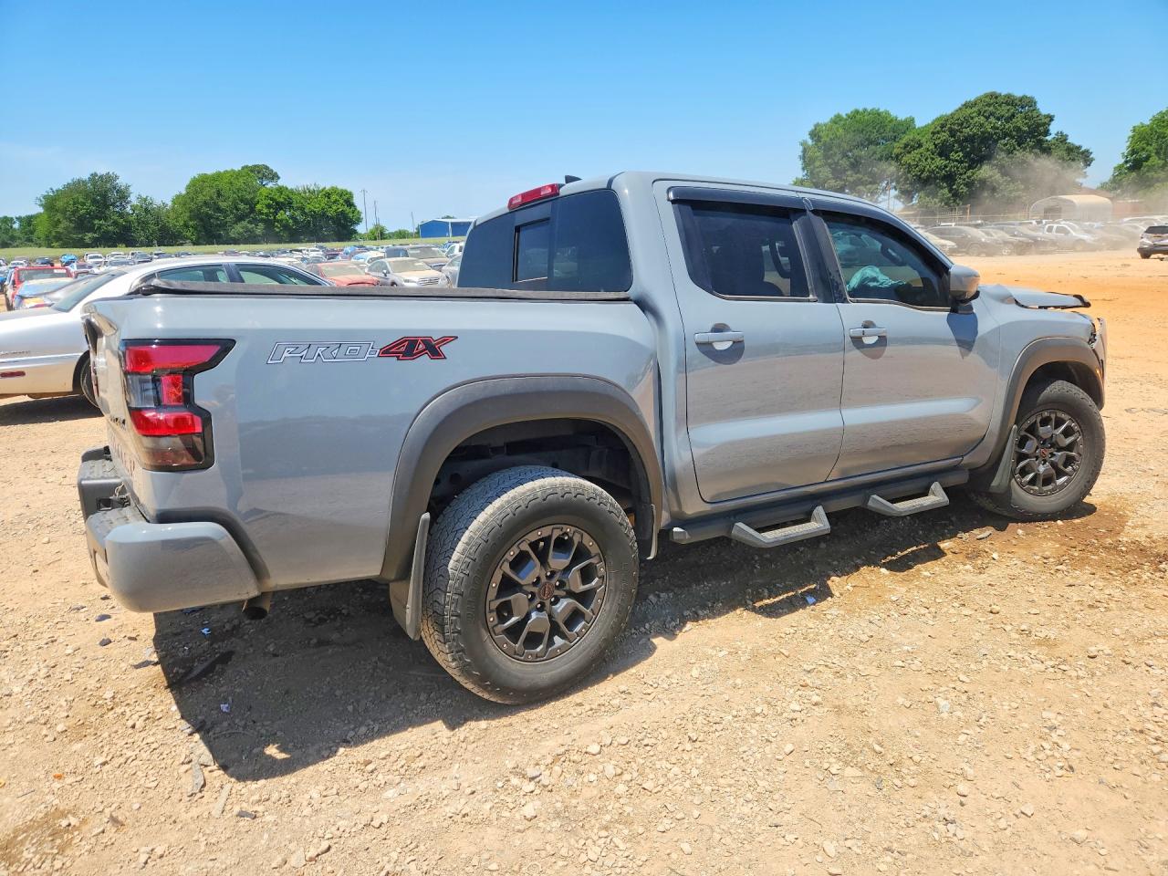 Nissan Frontier Pro-4x