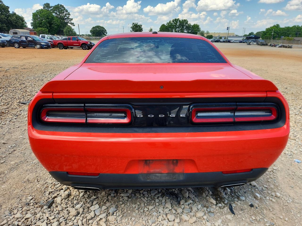 Dodge Challenger Sxt