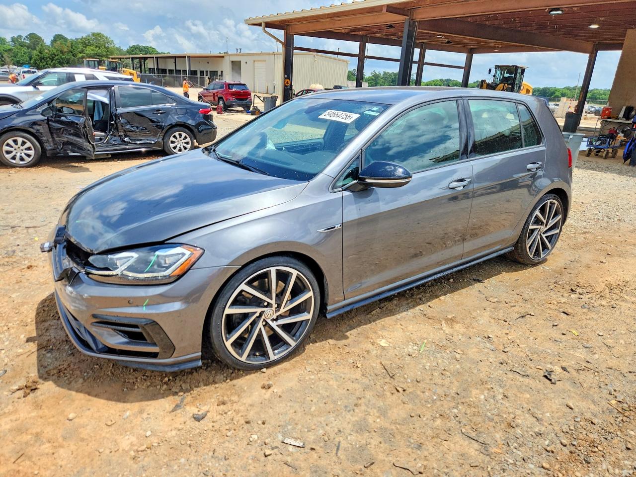 Salvage Volkswagen Golf Image