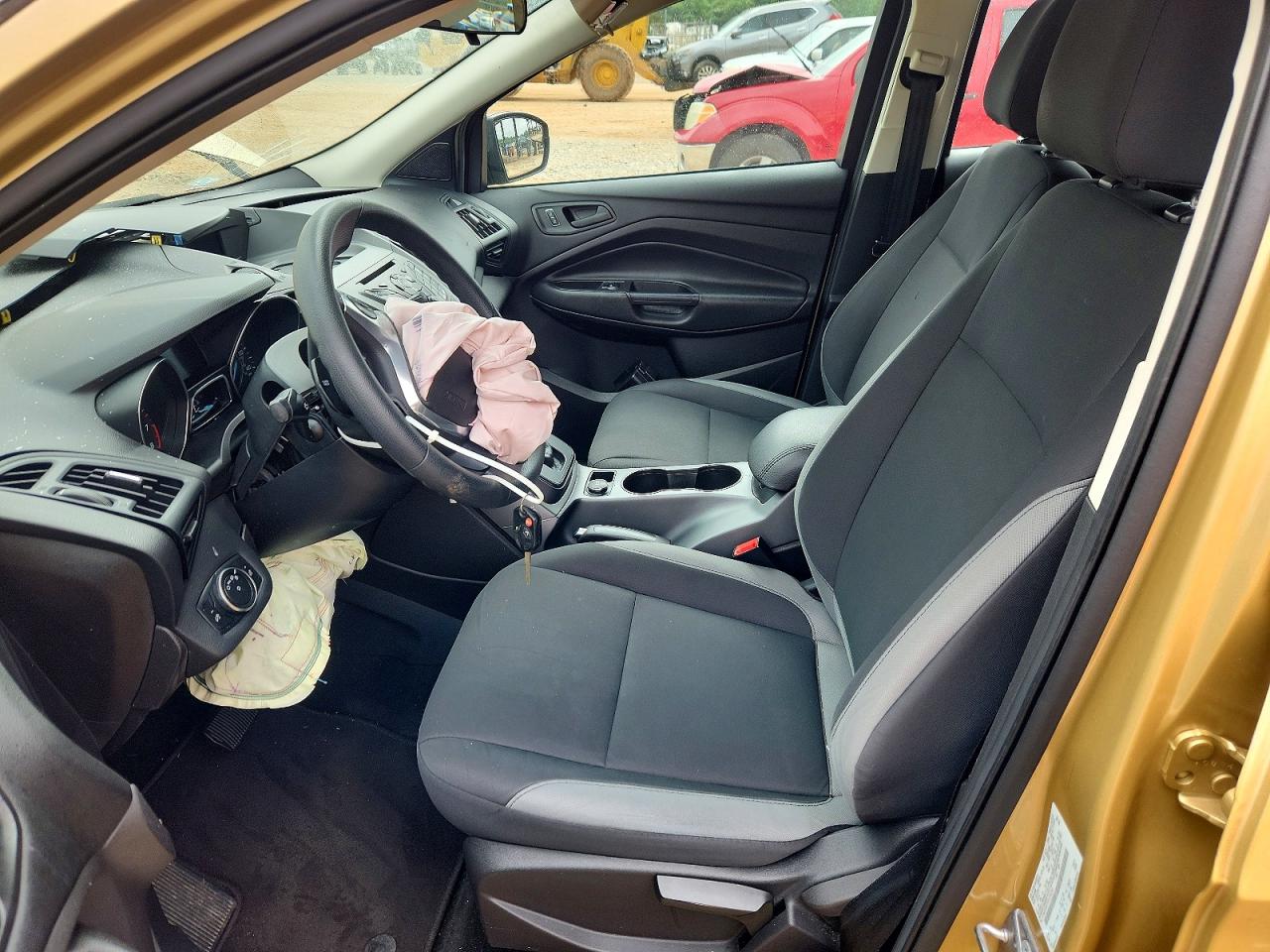 Ford Escape S