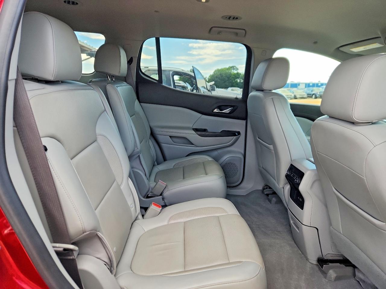 GMC Acadia Slt