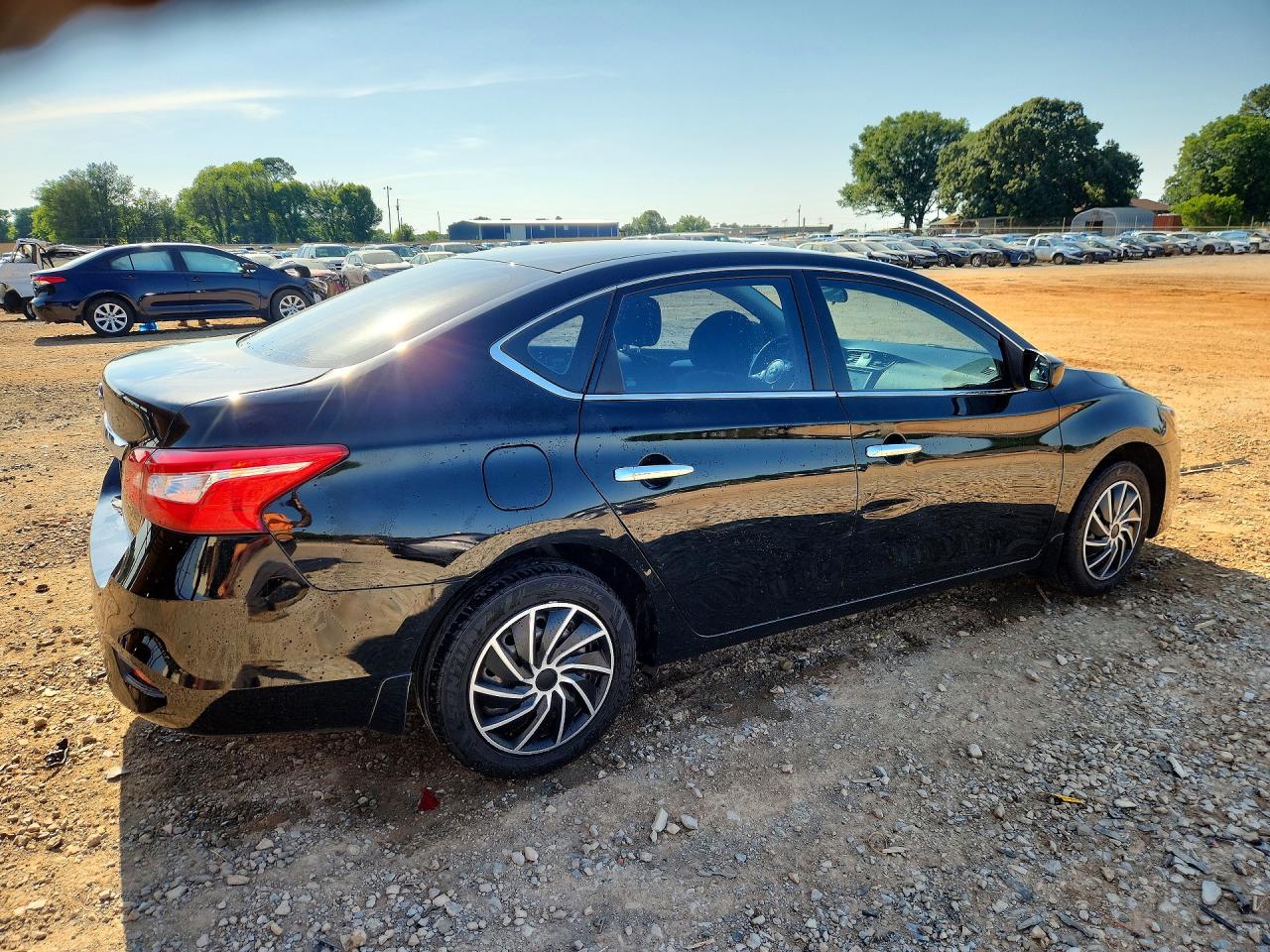 Nissan Sentra S