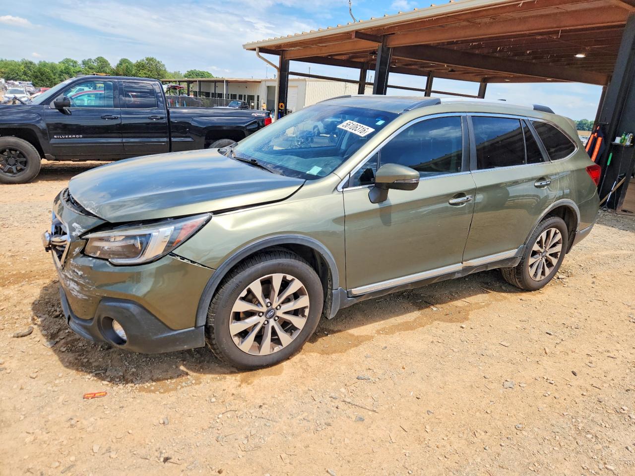 Salvage Subaru Outback Image