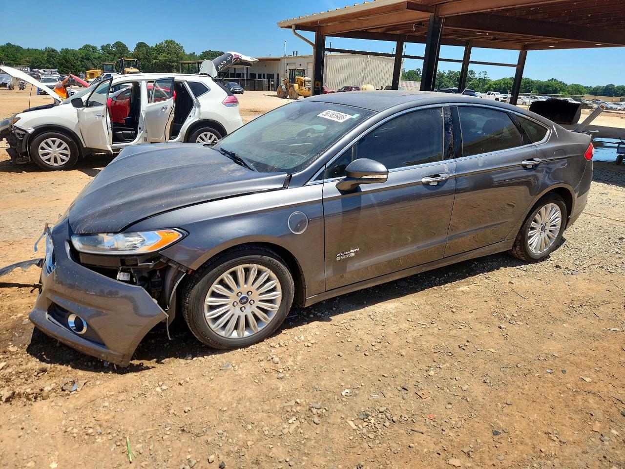Salvage Ford Fusion Image