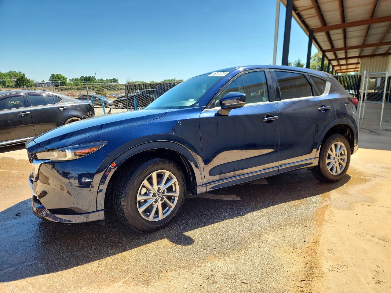 Salvage Mazda Cx Image