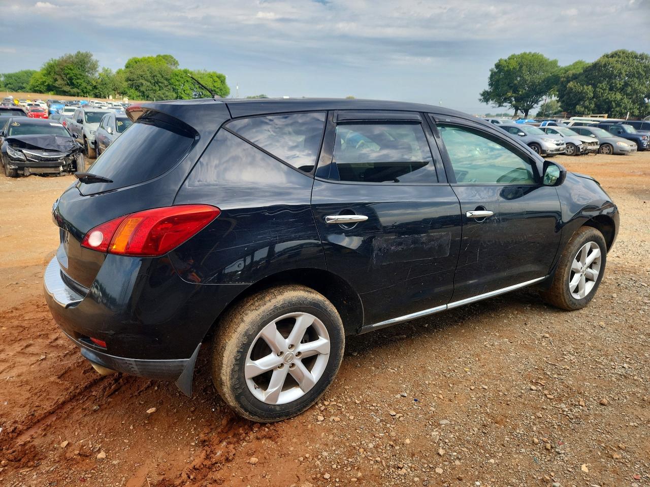 Nissan Murano S