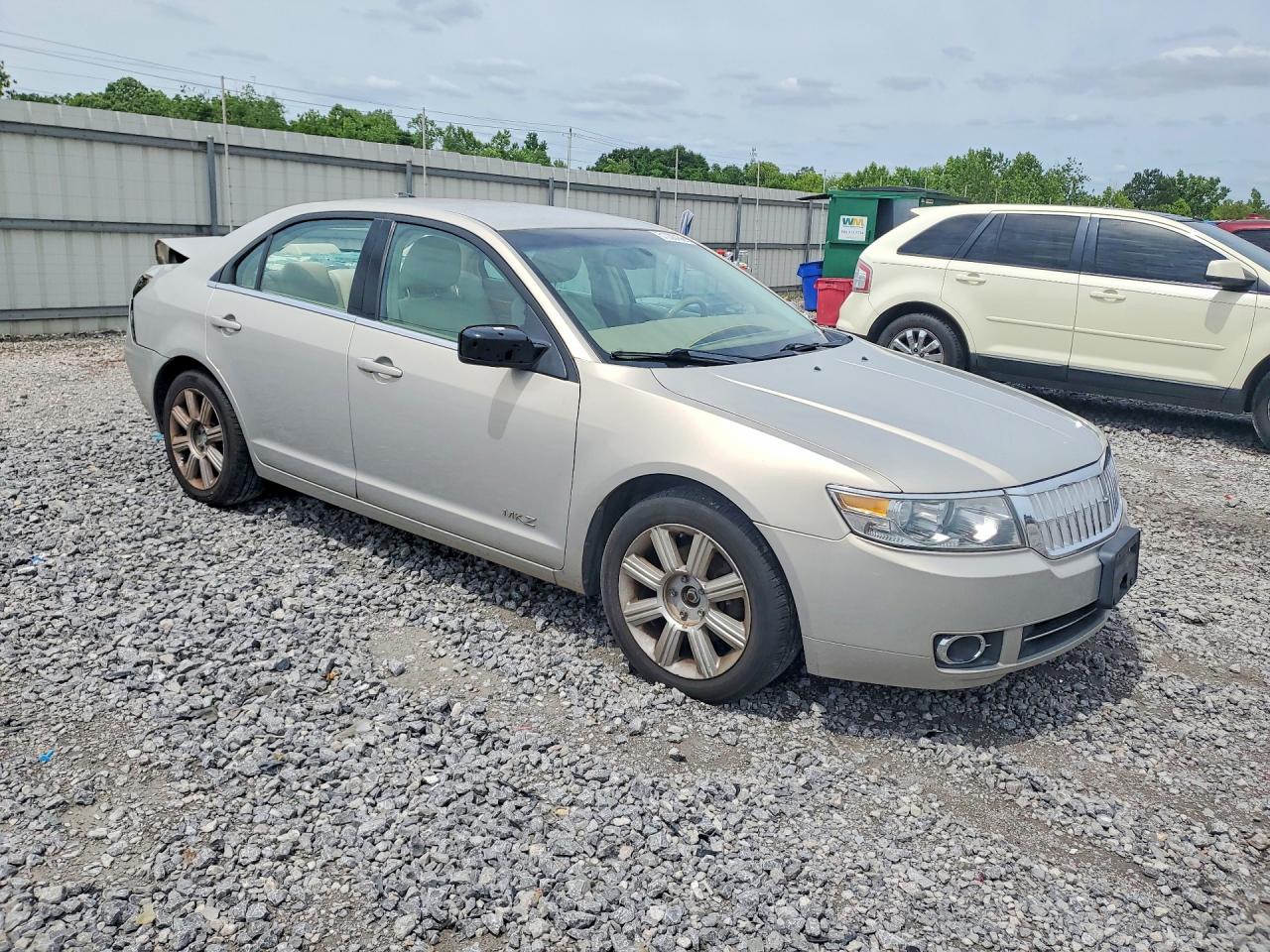 Lincoln MKZ