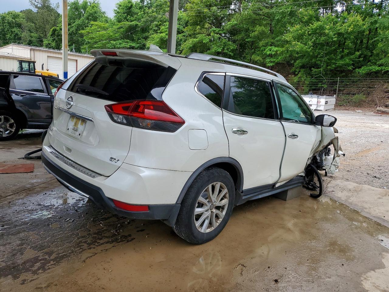 Nissan Rogue Sv