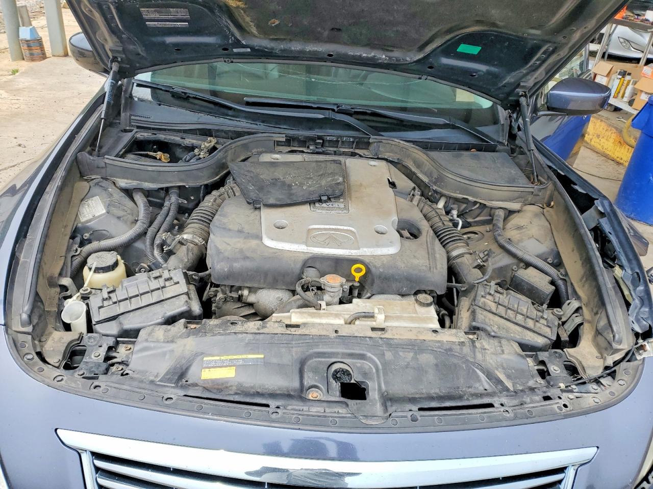 INFINITI G37 X